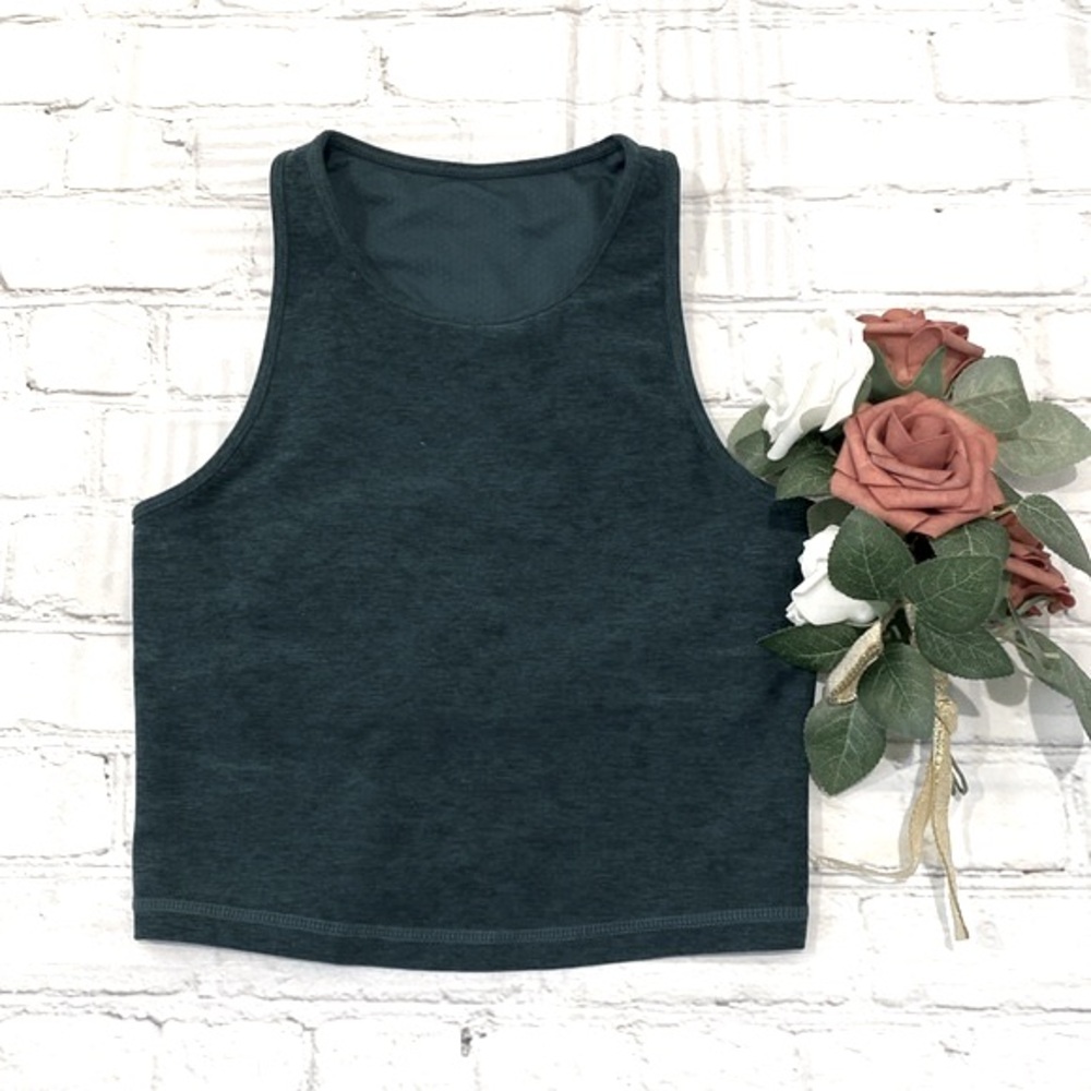 Vuori Elevation Plyo Tank in Jade Heather
